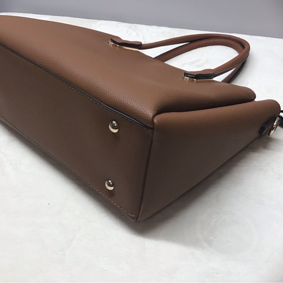 Brown Structured Satchel Crossbody 2 exterior Pockets - Picture 4 of 12